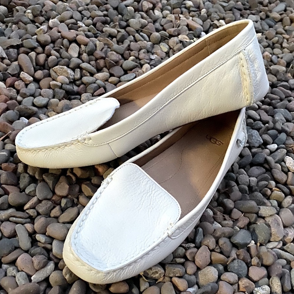 UGG | Beautiful white UGGS loafers NEW